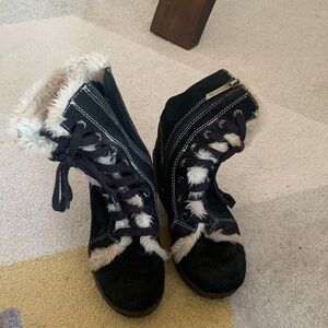 Donald J. Pliner Black and Cream Winter Boots